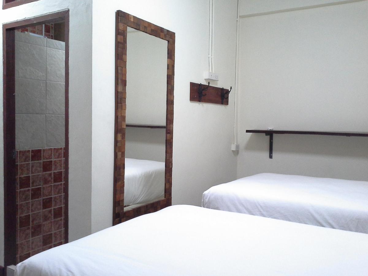 Bc Guesthouse Banglamphu Bangkok Luaran gambar